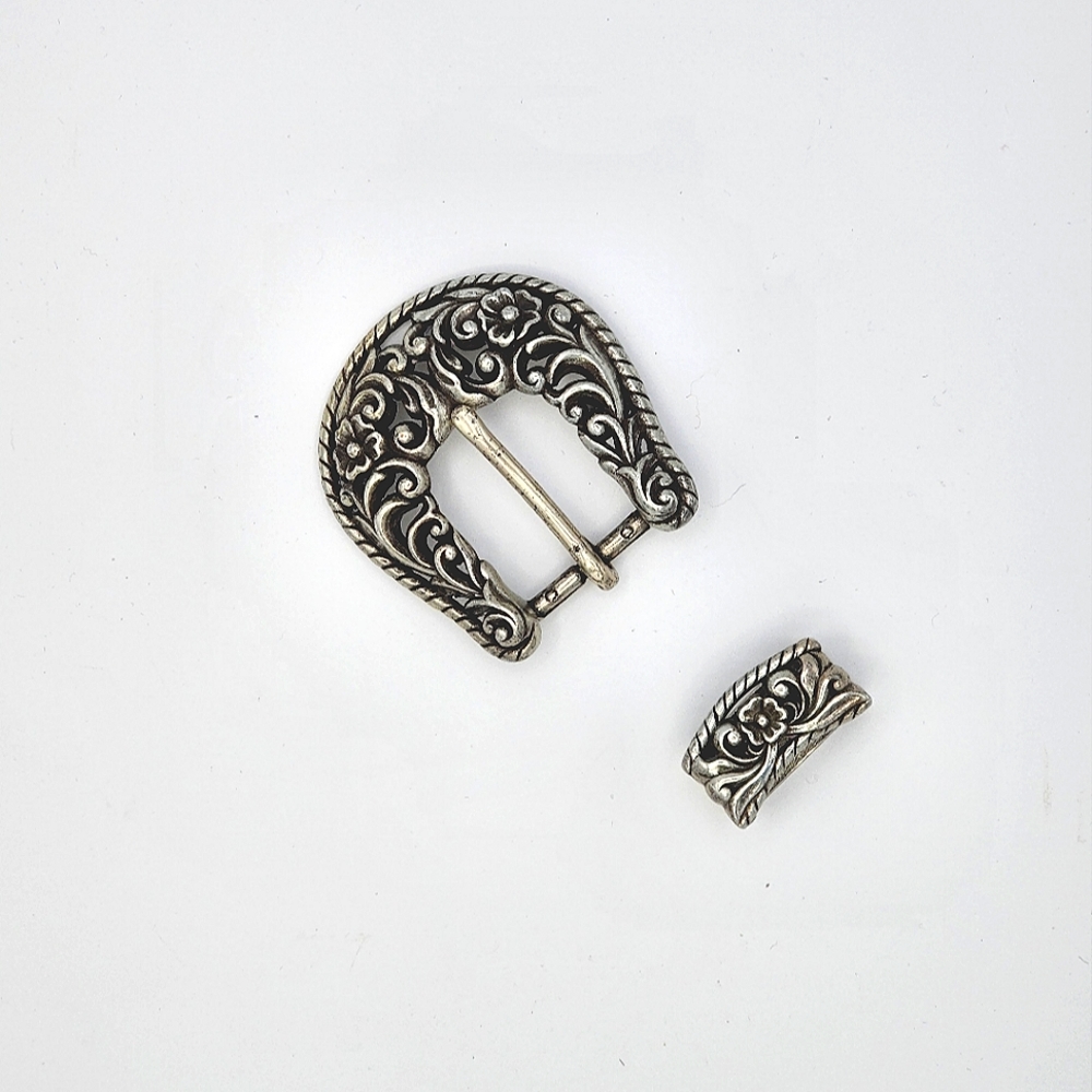 Vintage Western Floral Buckle and Tap Set Silverplated